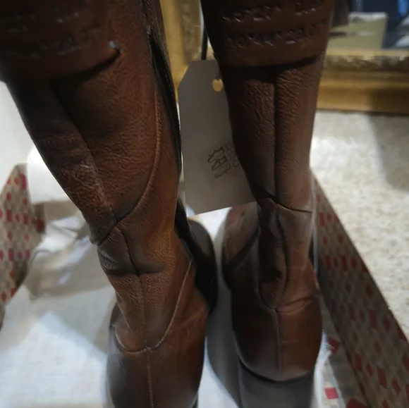 A. S. 98 PAX BOOTS NWB 38 - Picture 9 of 13